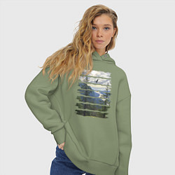 Толстовка оверсайз женская Горы, небо и птицы, цвет: авокадо — фото 2