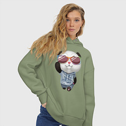 Толстовка оверсайз женская Прикольный пандёныш в темных очках и наушниках, цвет: авокадо — фото 2