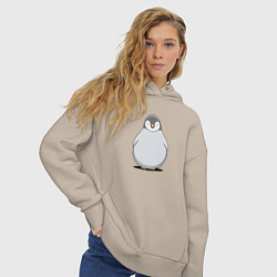 Толстовка оверсайз женская Птенец пингвина мультяшный, цвет: миндальный — фото 2