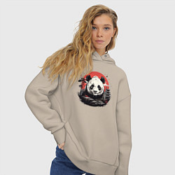 Толстовка оверсайз женская Панда с красным солнцем, цвет: миндальный — фото 2