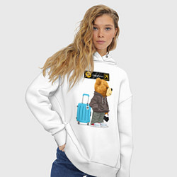 Толстовка оверсайз женская Плюшевый медведь путешественник, цвет: белый — фото 2