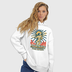 Толстовка оверсайз женская Астронавт - исследователь космоса, цвет: белый — фото 2