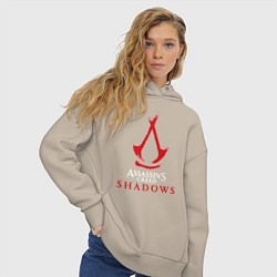 Толстовка оверсайз женская Assassins creed shadows logo, цвет: миндальный — фото 2