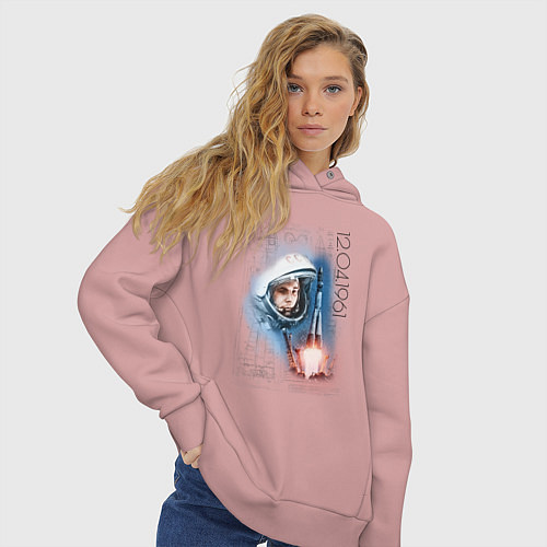 Женское худи оверсайз Гагарин и полет Восток-1 / Пыльно-розовый – фото 3