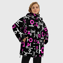 Куртка зимняя женская Игра в кальмара лого узор, цвет: 3D-черный — фото 2
