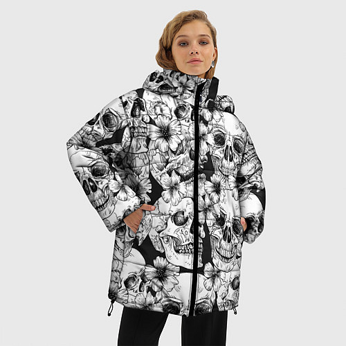 Женская зимняя куртка Чёрно белые черепа и маки / 3D-Светло-серый – фото 3