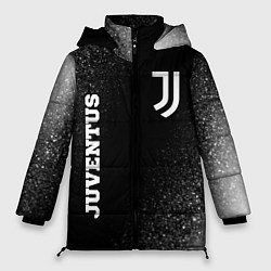 Женская зимняя куртка Juventus sport на темном фоне вертикально