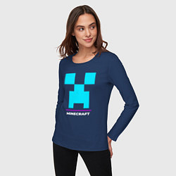 Лонгслив хлопковый женский Символ Minecraft в неоновых цветах, цвет: тёмно-синий — фото 2