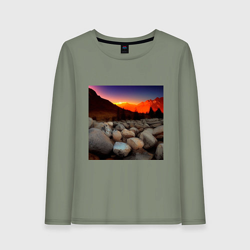 Женский лонгслив Горный пейзаж в закате солнца, каменная река / Авокадо – фото 1
