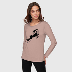 Лонгслив хлопковый женский Лошадь в прыжке, цвет: пыльно-розовый — фото 2