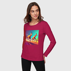 Лонгслив хлопковый женский Два бегущих жирафа в стиле кубизма, цвет: маджента — фото 2