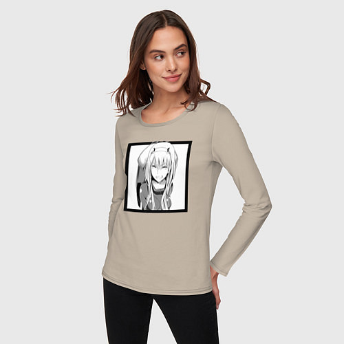 Женский лонгслив Зеро Ту улыбается / Миндальный – фото 3