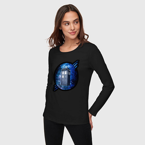 Женский лонгслив Tardis in space / Черный – фото 3