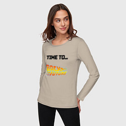 Лонгслив хлопковый женский Time to back to the future, цвет: миндальный — фото 2