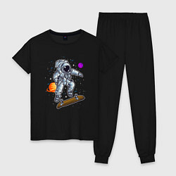 Женская пижама Космонавт прыгает на скейте