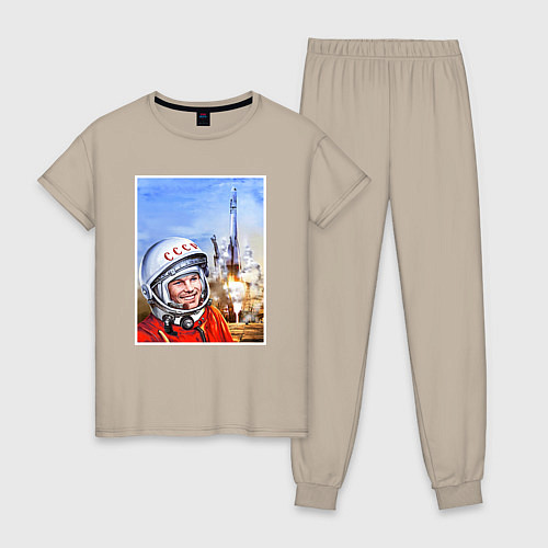 Женская пижама Юрий Гагарин на космодроме / Миндальный – фото 1