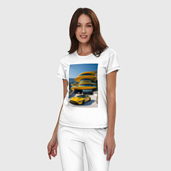 Пижама хлопковая женская Желтый суперкар у дома, цвет: белый — фото 2