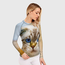 Рашгард женский Кошка породы шотландская вислоухая косоглазая, цвет: 3D-принт — фото 2