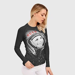Рашгард женский Гагарин в космосе, цвет: 3D-принт — фото 2