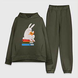 Женский костюм оверсайз Читающий кролик на книгах, цвет: хаки