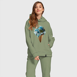 Женский костюм оверсайз Земля в виде таящего шарика мороженого на рожке, цвет: авокадо — фото 2