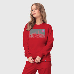 Костюм хлопковый женский Bayern Munchen - Munchen City grey 2022, цвет: красный — фото 2