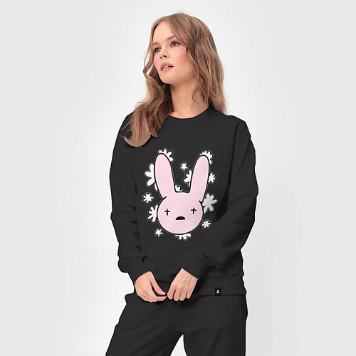 Женский костюм Bad Bunny Floral Bunny / Черный – фото 3