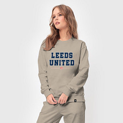 Костюм хлопковый женский Leeds United FC Classic, цвет: миндальный — фото 2