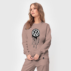 Костюм хлопковый женский Volkswagen - art logo, цвет: пыльно-розовый — фото 2