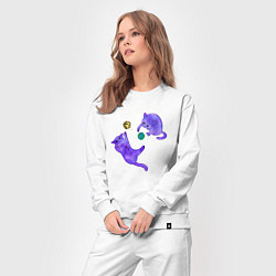 Костюм хлопковый женский Космические коты, играющие планетами, цвет: белый — фото 2