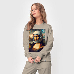 Костюм хлопковый женский Mona Lisa astronaut - neural network, цвет: миндальный — фото 2
