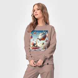 Костюм хлопковый женский Чаепитие крылатого слона - психоделика, цвет: пыльно-розовый — фото 2