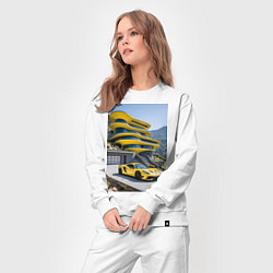 Костюм хлопковый женский Желтый суперкар у дома, цвет: белый — фото 2