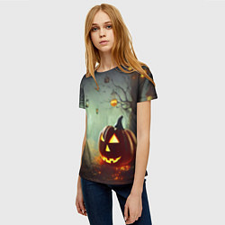 Футболка женская Тыква на Хэллоуин в ночном туманном лесу, цвет: 3D-принт — фото 2