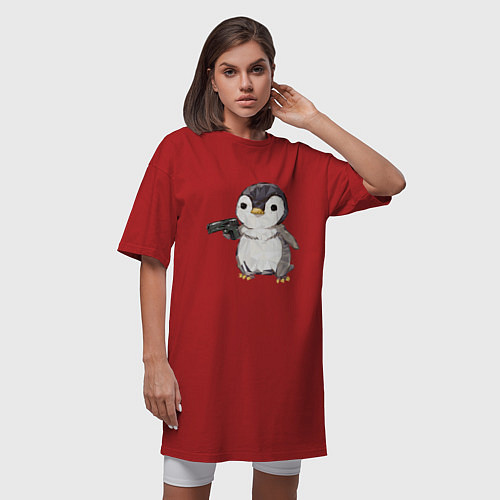 Женская футболка-платье Пингвин с пистолетом / Красный – фото 3