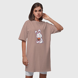 Футболка женская-платье Кролик и гамбургер, цвет: пыльно-розовый — фото 2