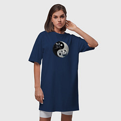 Футболка женская-платье Коты инь и янь вязаные, цвет: тёмно-синий — фото 2