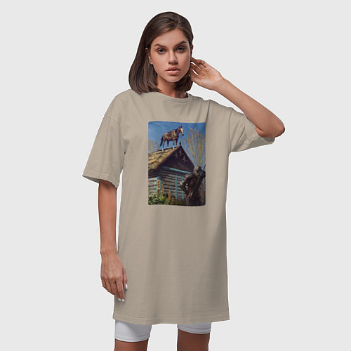Женская футболка-платье Геральд и плотва на крыше - обложка карты из Гвинт / Миндальный – фото 3