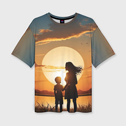 Женская футболка оверсайз Мать и дитя на закате