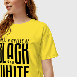Футболка оверсайз женская Juventus: Black & White, цвет: желтый — фото 2