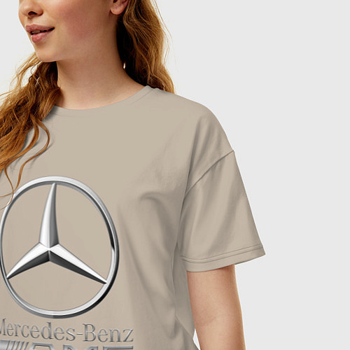 Женская футболка оверсайз MERCEDES-BENZ AMG / Миндальный – фото 3