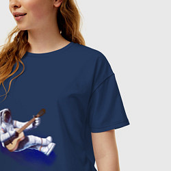 Футболка оверсайз женская Космонавт гитарист, цвет: тёмно-синий — фото 2