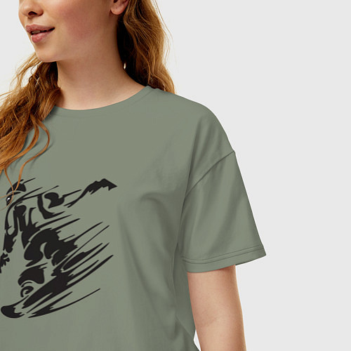 Женская футболка оверсайз Сноубордист черный силуэт / Авокадо – фото 3