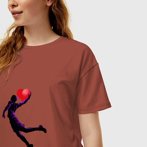 Женская футболка оверсайз Сердце Баскетболиста / Кирпичный – фото 3