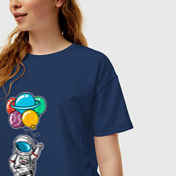 Футболка оверсайз женская Космонавт с шариками, цвет: тёмно-синий — фото 2