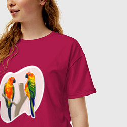 Футболка оверсайз женская Попугай Аратинга Птицы, цвет: маджента — фото 2