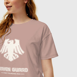 Футболка оверсайз женская Гвардия ворона лого винтаж, цвет: пыльно-розовый — фото 2