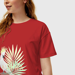 Футболка оверсайз женская Белый попугай с хохолком на фоне листьев пальмы, цвет: красный — фото 2