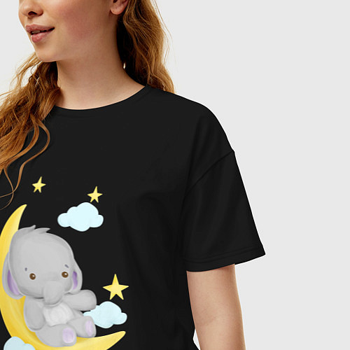 Женская футболка оверсайз Милый слонёнок сидит на месяце среди звёзд / Черный – фото 3