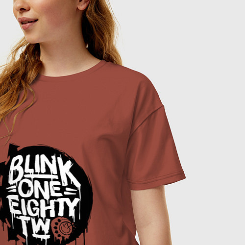 Женская футболка оверсайз Blink one eighty two / Кирпичный – фото 3
